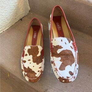 brand 🆕 cow printed loafers size 7